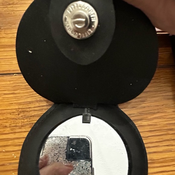 RARE Littlearth Productions Reflector Compact - Picture 2 of 3